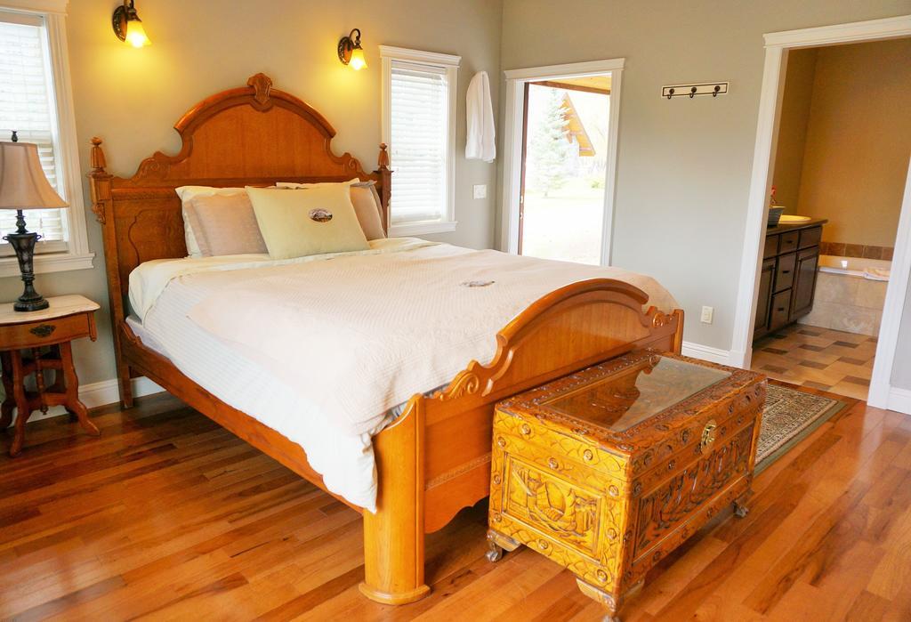 Glacier Mountain Lodge Колумбія-Фоллс Номер фото