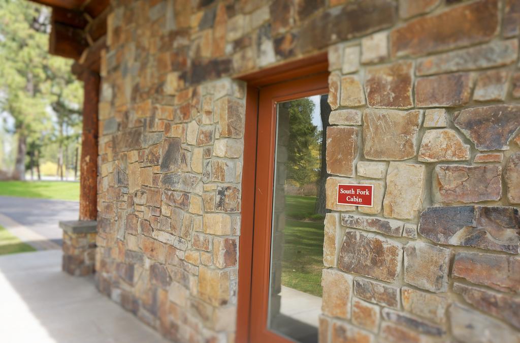 Glacier Mountain Lodge Колумбія-Фоллс Номер фото